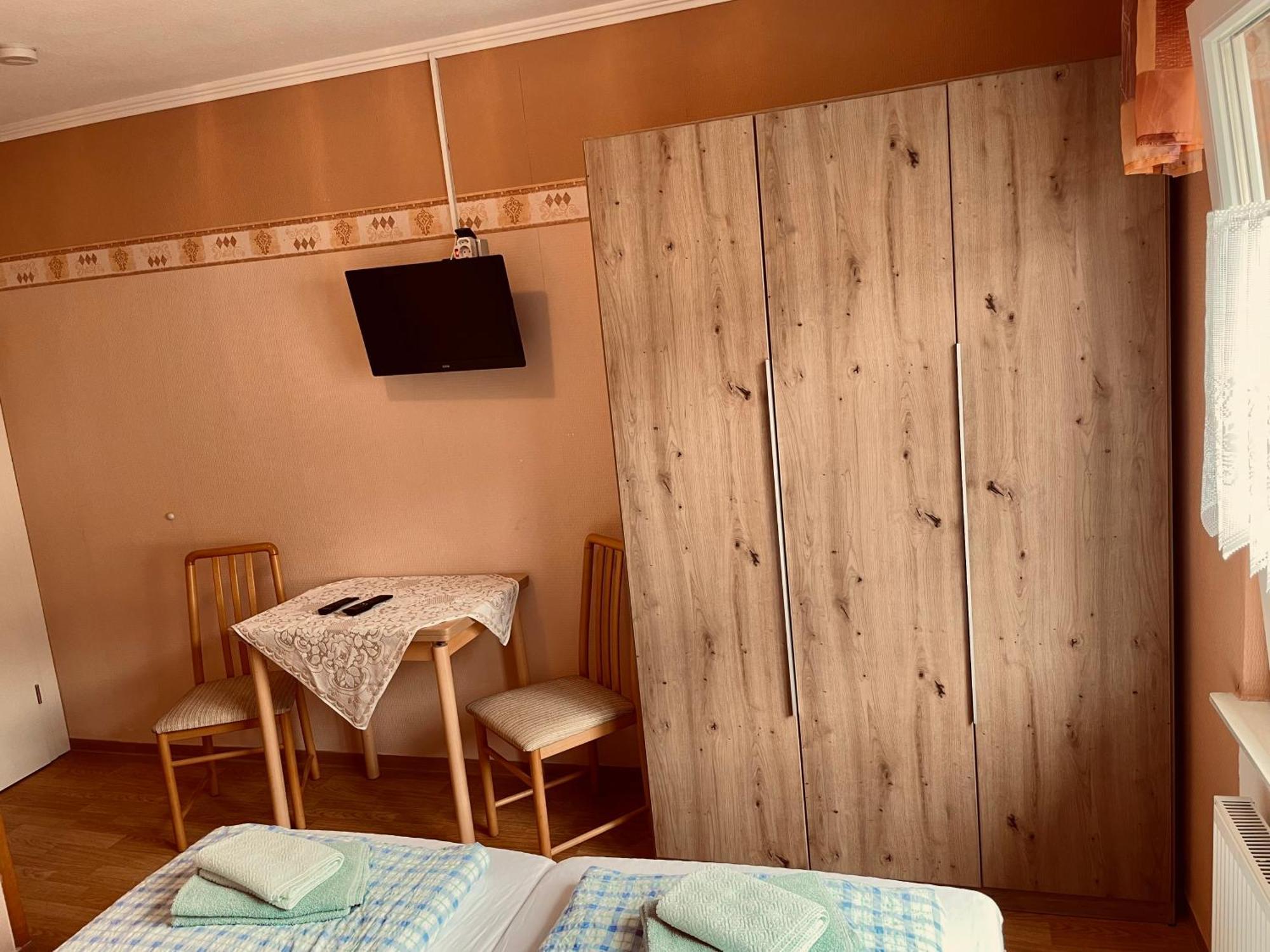 Gaestezimmer Bruno Bremm Bagian luar foto
